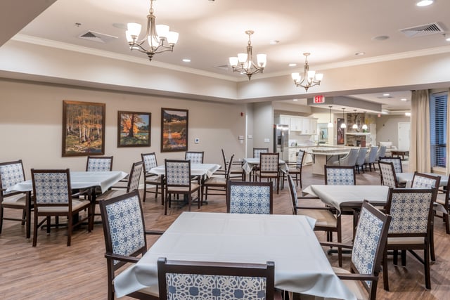 Dining-Area-3-e1544713015687